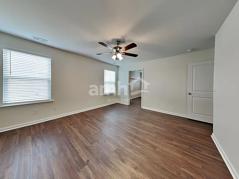 116 Butternut Ct — Photo 10
