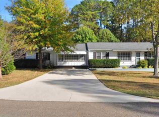 9103 Louis Dr SE, Huntsville, AL 35802
