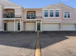 2252 Beach Dr APT 604, Gulfport, MS 39507