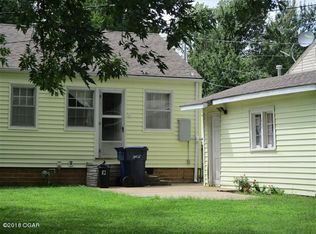 518 Cleveland Ave, Baxter Springs, KS 66713