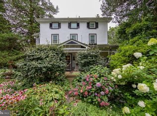 4 Seminary Rd, Glenmoore, PA 19343