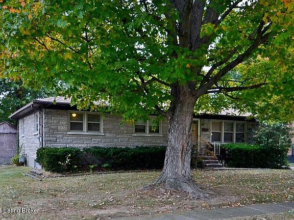 3rd image of 8200 Seaforth Dr