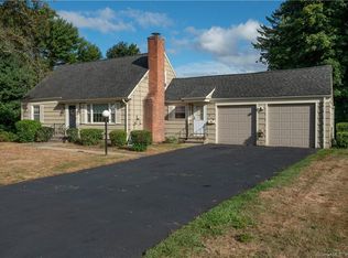 12 Arrowhead Rd, Trumbull, CT 06611