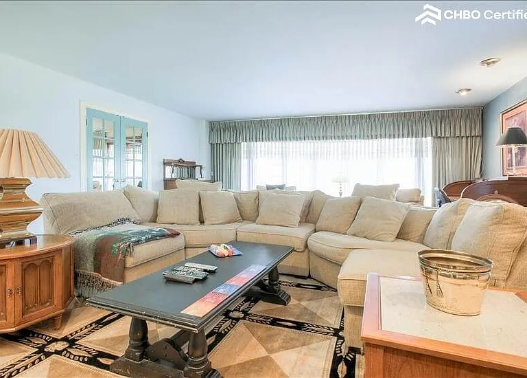 T.v. room- Has a flatscreen t.v.