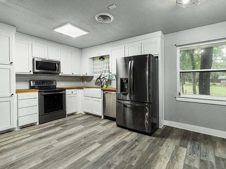 256 Candyce Dr #4 — Photo 2