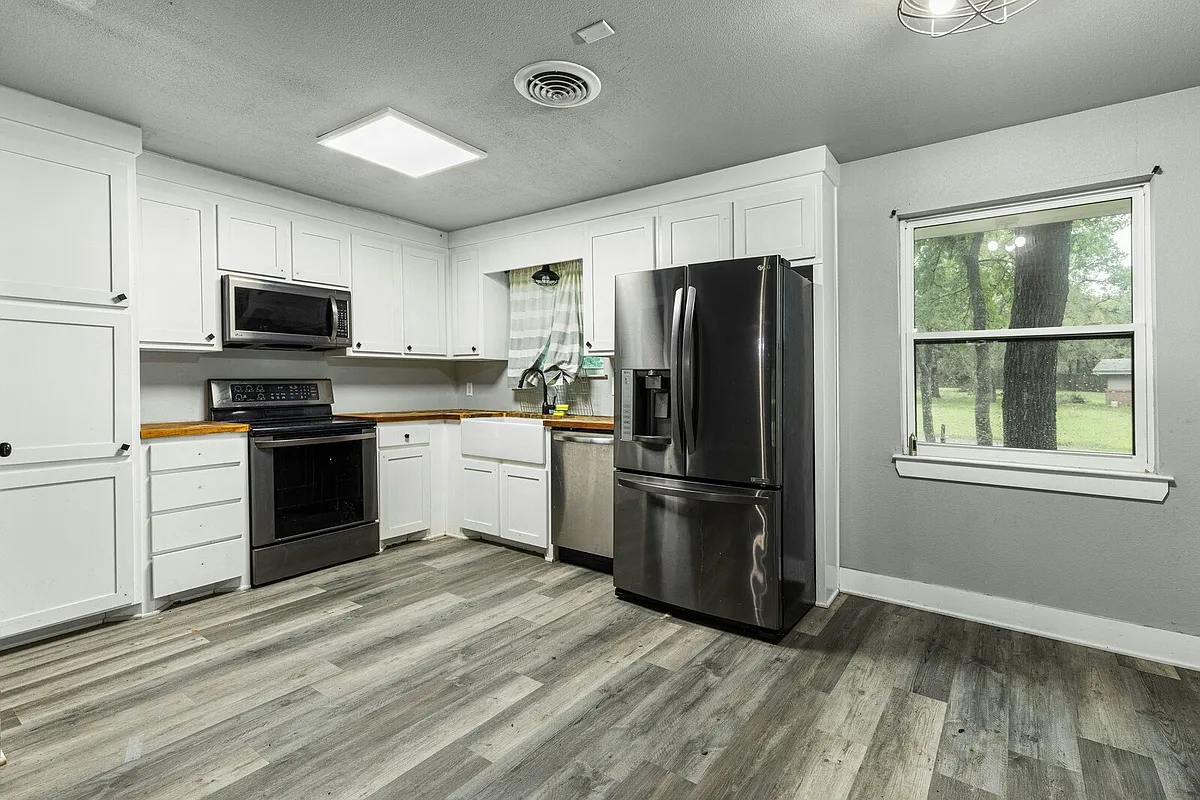 Building Photo - 256 Candyce Dr #4