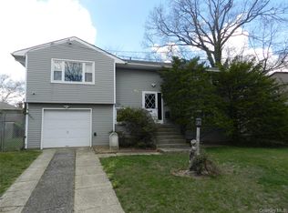 63 Monroe Ave, Massapequa, NY 11758