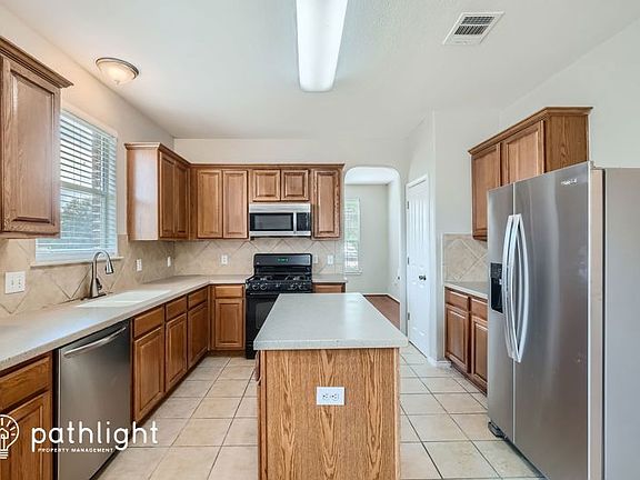 5th image of 1269 Pelican Pl