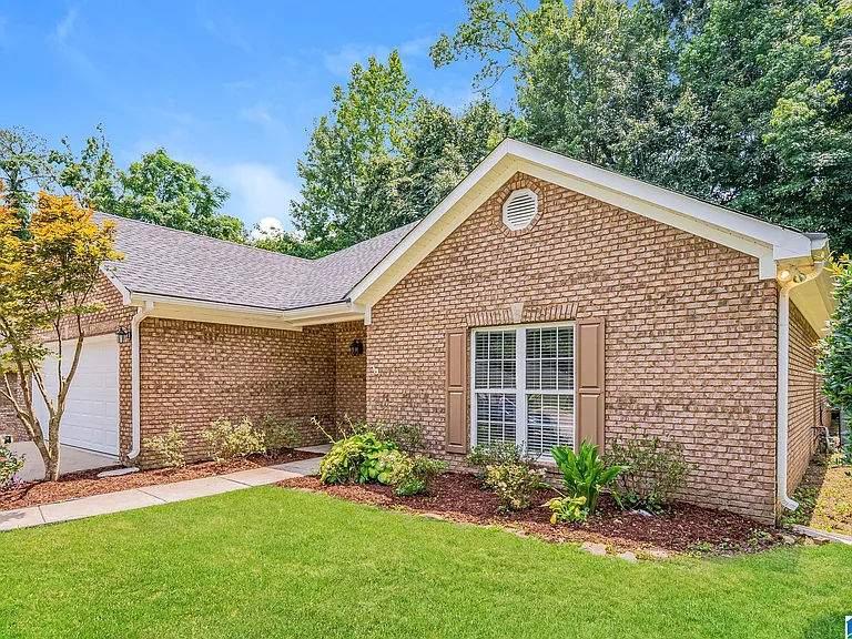 7260 Cahawba Ln — Photo 2