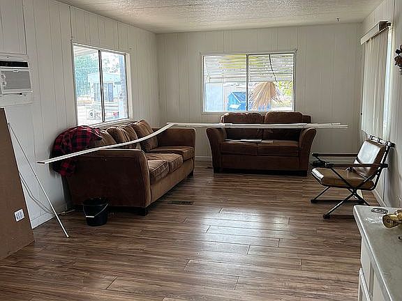 Livingroom from kitchen