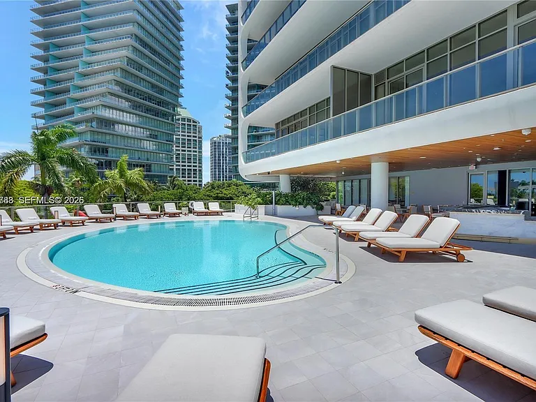 2655 S Bayshore Dr #403 — Photo 49