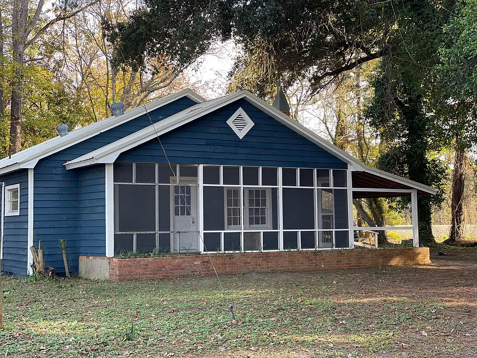 223 Shackletown Rd