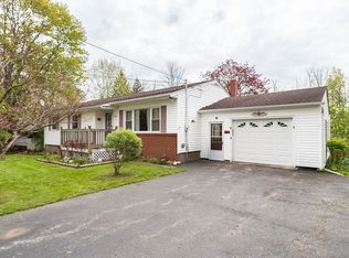 3450 Dodgeson Rd, Alexander, NY 14005