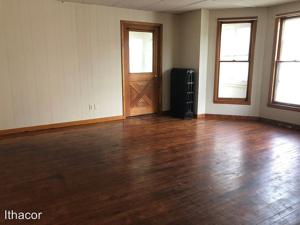 1st image of 7 Church St APT 8