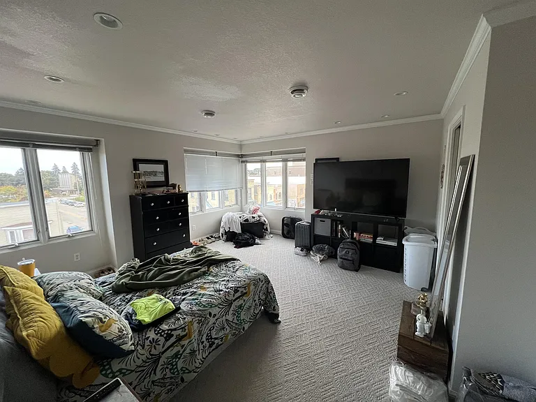 810 Erie Ave #5 — Photo 7