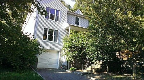 1st image of 3 Daley Pl