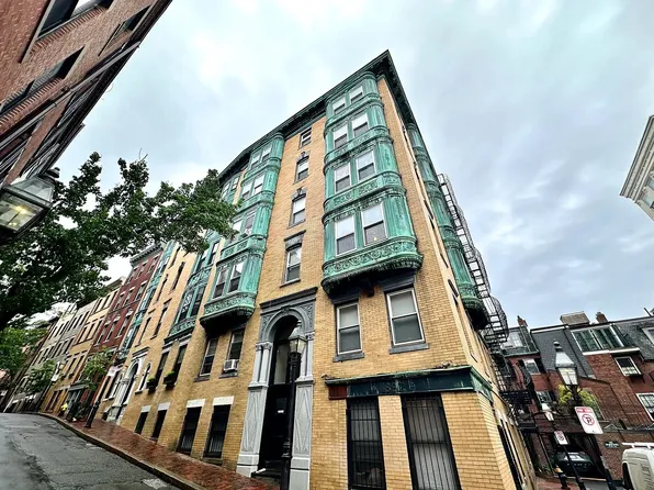 108 Myrtle St, Boston, MA