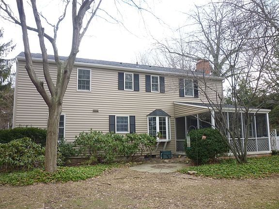 2nd image of 570 Marygate Dr