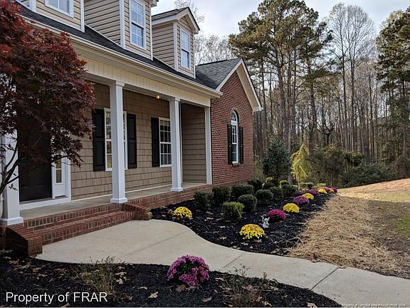 3rd image of 80 Darlington Dr