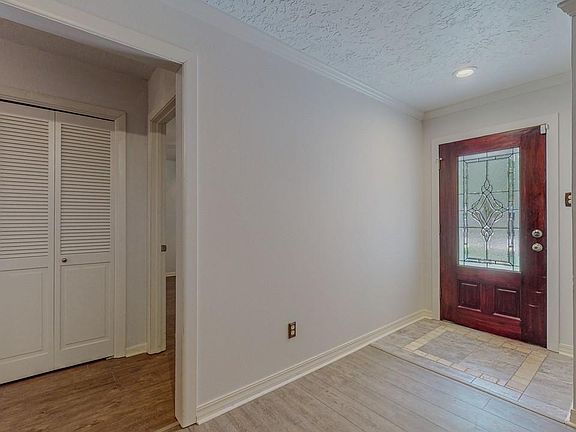 4th image of 1700 N 30th St