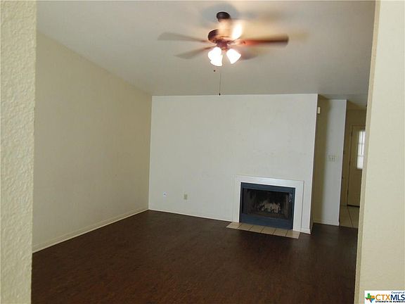 3rd image of 606 Frostwood Dr