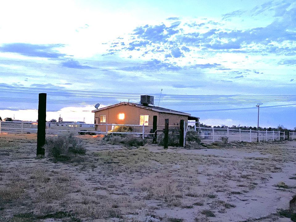 1st image of 3008 S 335th Ave