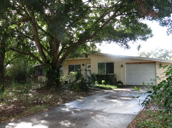 12156 114th St, Seminole, FL 33778