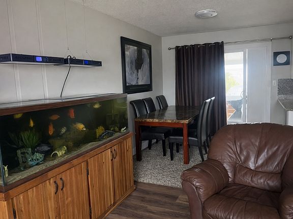 5th image of 385 Perth Rd