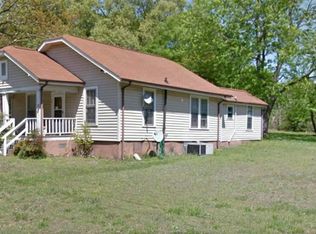 531 24th St SW, Hickory, NC 28602