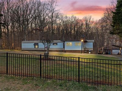 318 Cabin Creek Dr, Denton, NC, 27239