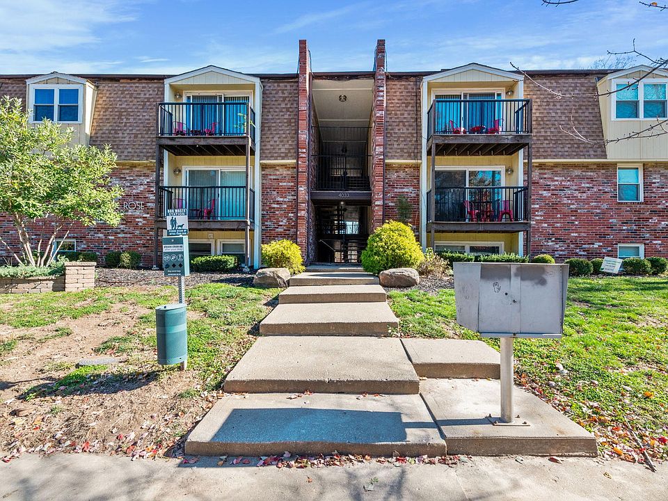4033 Oak St Kansas City, MO, 64111 Apartments for Rent Zillow