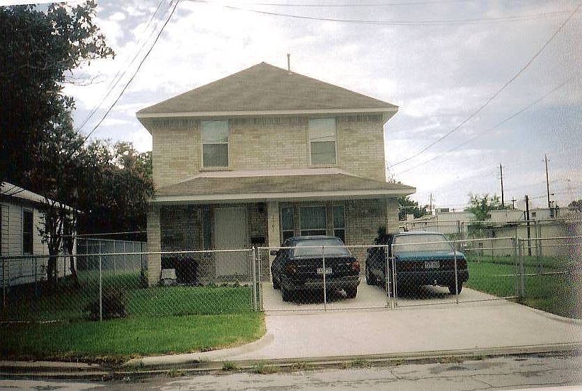 1st image of 1305 2nd St