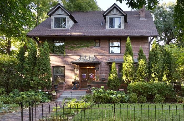 1st image of 443 Holly Ave