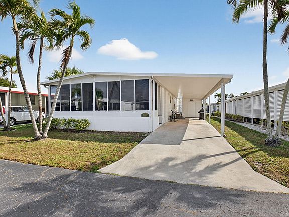 3rd image of 53002 Del Rio Bay