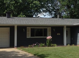 41 Woods Mill Rd, Sherman, IL 62684