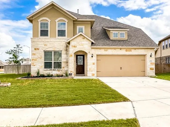 4703 Island Holw, Marion, TX 78124