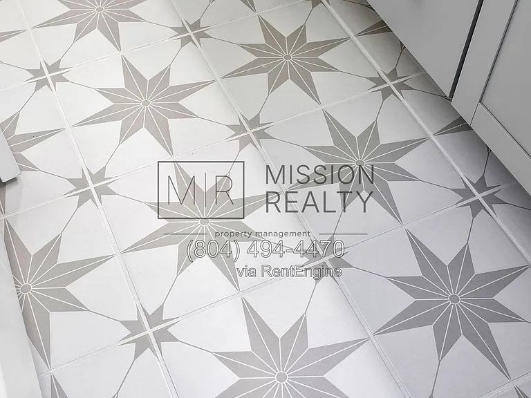 13513 Pinstone Ct — Photo 33