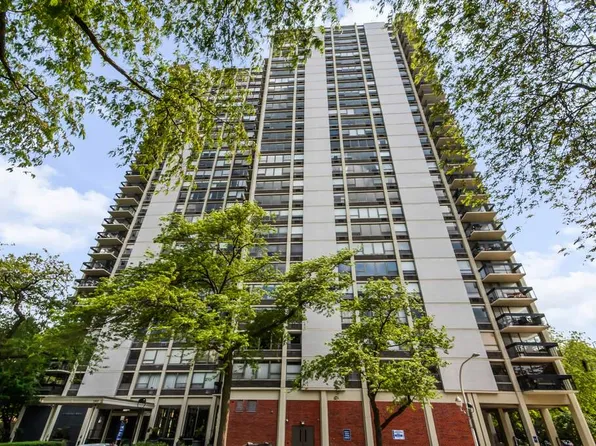1360 N Sandburg Ter APT 703C, Chicago, IL 60610