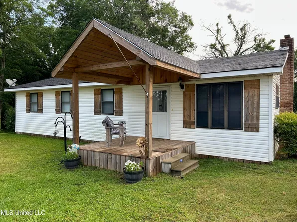 3048 Remus Rd, Carthage, MS 39051