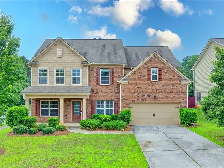 4228 Woods Creek Ln — Photo 2