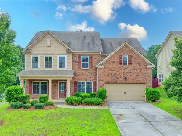 4228 Woods Creek Ln, Suwanee, GA 30024
