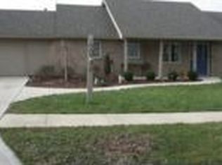 204 S Walsh St, Garrett, IN 46738