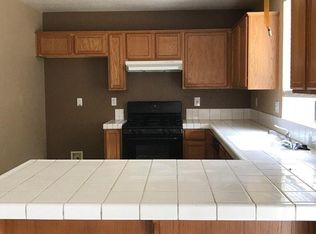 726 Robert L Smith Dr, Tracy, CA 95376