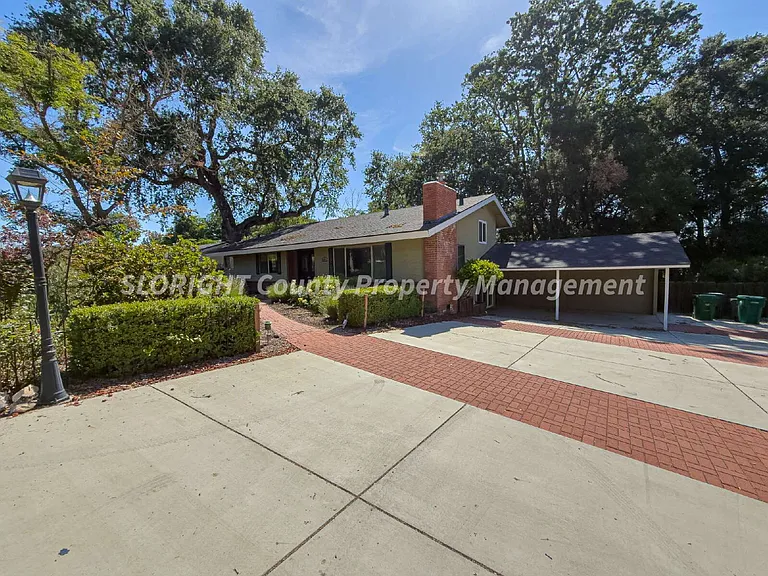 8120 Azucena Ave — Photo 2