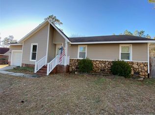 6804 Creston Cir, Fayetteville, NC 28314