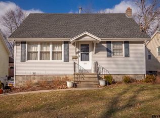 319 Gifford Rd, Schenectady, NY 12304