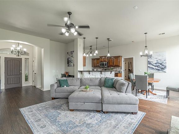 5th image of 2504 NW 180th St