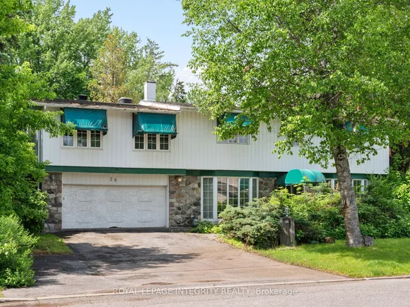 39 Mohawk Cres, Ottawa, ON K2H 7G7