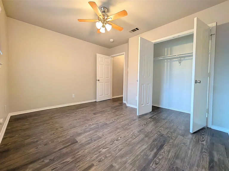 8816 Schick Rd #D — Photo 13