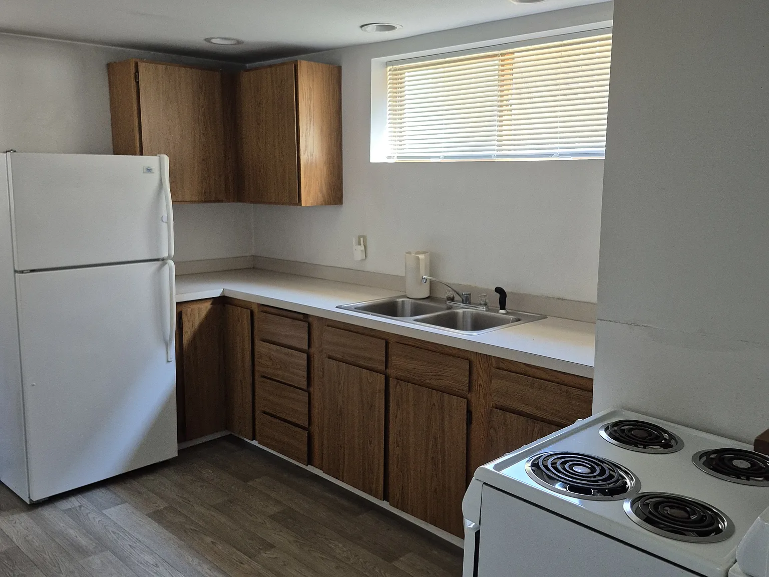 1 bed, 900 sqft, $1,595 — Photo 1